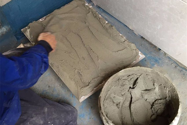 水泥沙浆贴瓷砖.png